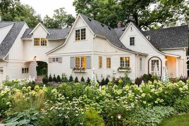 80 Lush Landscaping Ideas for Your Front Yard