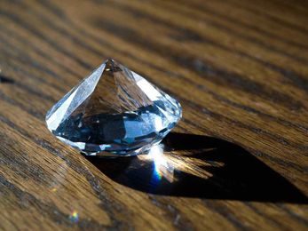 Inside the Ethics of Mined Versus Lab-Grown Diamonds