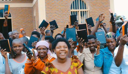 Jina used to persecute Christians … before she became one