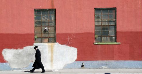 How to Teach Yourself to See the 'Secret' Photo Moments Others Miss