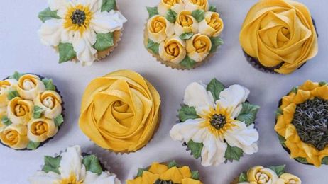 Baking you happy one creative cupcake at a time!