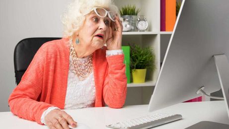 Keep Momma Away from This Financial Adviser