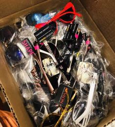Foster Grant Sunglasses Wholesale Lot