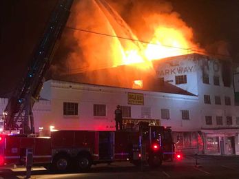 Knoxville Fire Department responds to Parkway Hotel fire