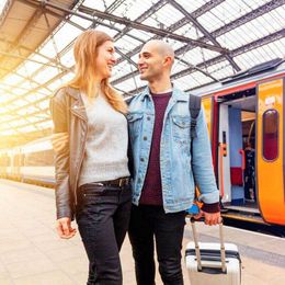 Where, When, and How to Meet Up With Your Long Distance Partner