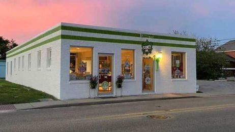 Fleurty Girl takes temp operations to Bay store, then back to NOLA