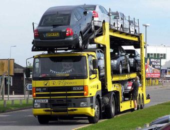 How much do car haulers charge per car?