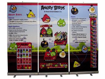 3 Tips for Choosing the Right Retractable Banner Stand