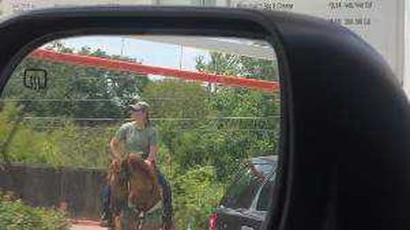 What have you witnessed that is SO Texas? Show us your pictures