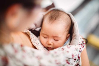 Baby carriers may increase the risk of serious injury for infants, study finds