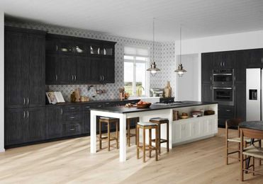 Is It Time to Replace Your Kitchen Cabinets?