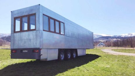 You Can Now Sleep In A Retired Semi Truck Trailer Tiny House