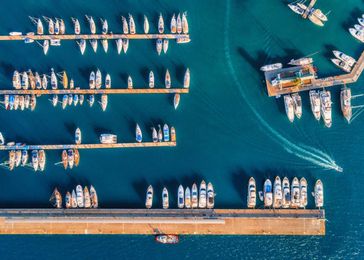 4 Advantages of Using GPS Tracking Systems to Protect Your Marina