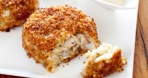 Want Crab Cakes That Won’t Fall Apart? Use Shrimp.