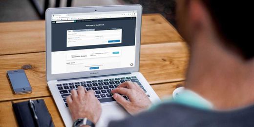 How to Use Muck Rack to Maintain Your Writing Network