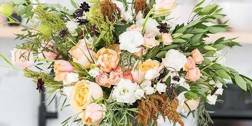35 Fall Flower Arrangements and Centerpieces You'll Want to Recreate