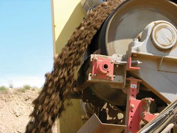 Never Incorrectly Select A Belt Cleaner!