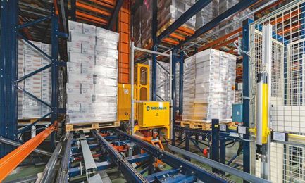 Smart pallet: conventional pallets get connected