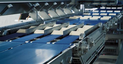 How to Build a Better Food & Beverage System with Non-Corrosive Bearings