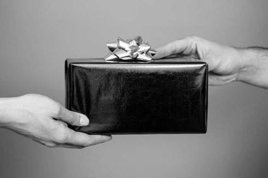 10 Best Gifts for Doctors (Written By a Doctor)