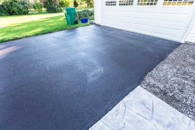 asphalt_maintenance : tips for a long_lasting driveway