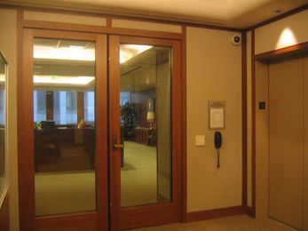 Fire Rated Doors: Standards, Testing and Glazing Requirements