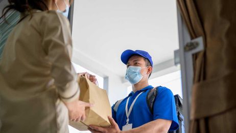 what is ‘tip baiting' ? delivery_driver explains deceptive practice in viral_video