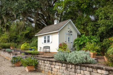 Ready for a Garden Shed? Read This Professional Advice First