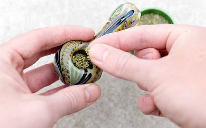 What is a glass weed pipe?