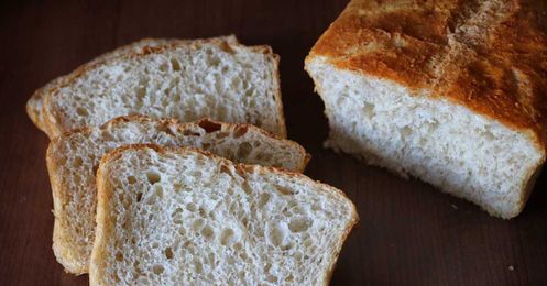 This Is the Only Way You Should Be Storing Your Bread