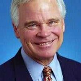 Column: It's how you play the cards you are dealt