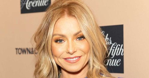 How Kelly Ripa Maintains Her Body Fitness Levels At 51