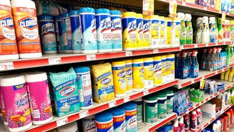 How to find the best savings on cleaning supplies at dollar stores 