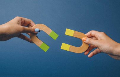 Why you need to connect sales and customer service right now
