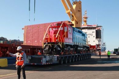 Engineered Rigging Delivers Locomotives