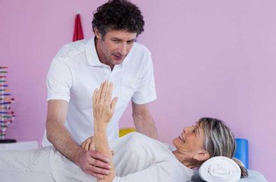 Learn How To Properly Bathe a Person Under Hospice or Palliative Care