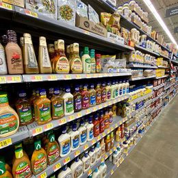 5 Condiments No One Should Be Eating Anymore Because They Cause Weight Gain & Inflammation