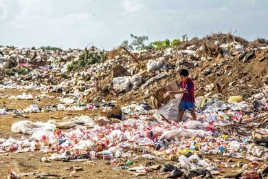 To stop plastic pollution, we must stop plastic production, scientists say