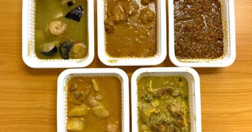 Taste testing 7-Eleven Japan’s five frozen curries to see which ones nail it