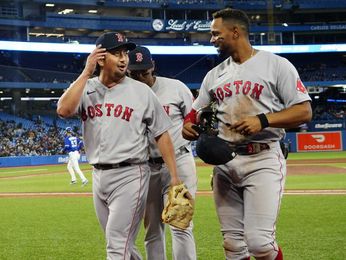 How PitchCom helped Xander Bogaerts learn Japanese