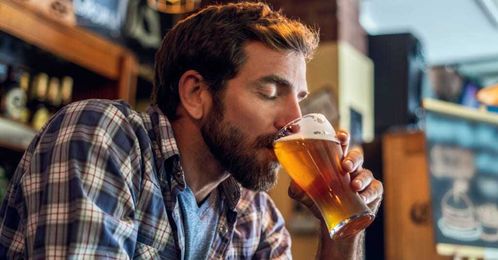 Which U.S. States Drink The Most Beer? Study Reveals America's Thirstiest Drinkers