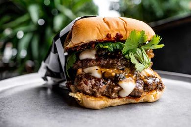 How to Make the Mexican-Inspired “La Hamburguesa” at Home