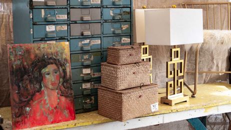 21 Common Mistakes to Avoid While Shopping at Flea Markets and Antique Shows
