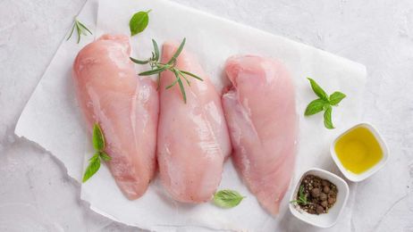 How to Handle Raw Chicken Safely—Plus Why You Should Never Wash Chicken