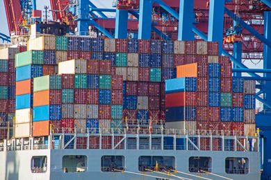 93% of Logistics Professionals Spend Half their day Fixing Problems without Digital Tools